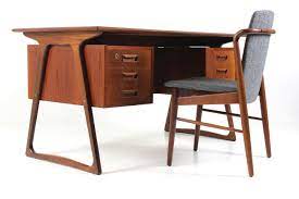 I also replace the laminate top with new walnut veneer. Retro Vintage Classic Mid Century Desk In Teak From Sibast Mobler Davint Design Vintage Furniture Store