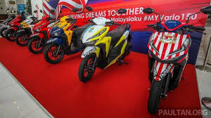 Dikenali sebagai vario 150, skuter ini menawarkan gabungan penggayaan sporty. Membandingkan Honda Vario 150 Indonesia Dengan Malaysia Apa Perbedaannya Otomotif Liputan6 Com