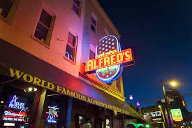 Maybe you would like to learn more about one of these? Guide To The Bars And Clubs On Beale Street In Memphis