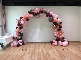 Keinesfalls schon am abend vorher, da sie bei warmen temperaturen dann ihre flugkraft verlieren würden! Hochzeit Luftballons In Kirchheimbolanden Mainz Enders