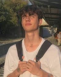 Dessin model des garçon avec des vêtement cool. Cute Skater Boys E Boy Fit Hot Handsome Guy Goals Beautiful Model Aesthetic Ethereal Instagram Pinterest G E O R G I A N Hommes Mignons Photo Mec Hommes Grunge