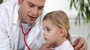 Auch bei verdacht auf eine chronische bronchitis wird der arzt den patienten abhören und die lunge abklopfen. Bronchitis Bei Gelb Grunem Auswurf Und Fieber Ist Vorsicht Geboten