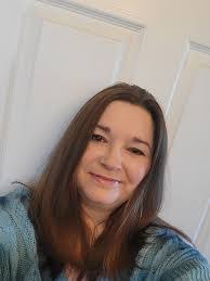 Jenna Burr's Instagram, Twitter & Facebook