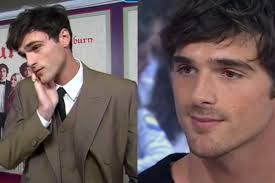 Jacob Beh's Instagram, Twitter & Facebook