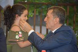Ziya selçuk kimdir, nereli, kaç yaşında, ailesi, annesi, babası, eşi, çocukları,kitapları, ak parti dönemi ile ilgili bilgiler kimoneo.com'da. Milli Egitim Bakani Ziya Selcuk Beren Nisa Ya Okulu Anlatti