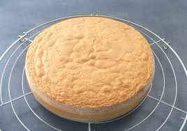 Recette De La Genoise Moelleuse Pastry Freak Recette Recette Genoise Dessert Moelleux