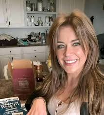 Do you prefer finger or tongue?