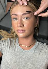 Brow Transformation: A Fresh Look at Eyebrow Tinting