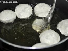 Puri Recipe For Pani Puri Or Golgappa Puri Recipe Indian Chaat Recipes Recipe Chaat Recipes Puri Recipes