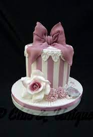 Hat Box Charity Cake Cake Gift Box Cakes Themed Cakes