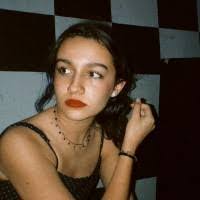 Leticia May's Instagram, Twitter & Facebook