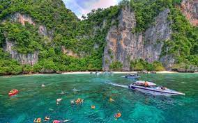 Pikoso.kz / shutterstock lawatan perahu ayutthaya banyak ejen pelancongan di tempat minum yang popular adalah restoran chang di mana penduduk tempatan dan orang asing. 10 Aktiviti Menarik Yang Boleh Anda Lakukan Sewaktu Di Krabi Thailand