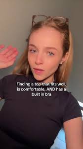 Stylish Golf Outfits with Built-In Bras for Women