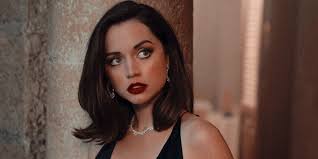 Ana celia de armas caso; Ana De Armas Posts More Images With Her Haircut After Break Up With Ben Affleck Cinemablend