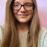 Sarah Jablonski's Instagram, Twitter & Facebook