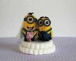 Wedding Cake Topper Minions Google Search Minion Wedding Cake Minion Wedding Minion Wedding Cake Topper