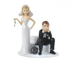 Funny Wedding Cake Toppers Wilton Ball And Chain Humorous Cake Topper Funny Wedding Cake Toppers Funny Wedding Cakes Wedding Humor