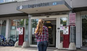 Arbeidsgiver har full mulighet til å bestride en sykmelding som er gitt av legen. Arbeidsliv Helse Syk I Ferien Dette Har Du Krav Pa