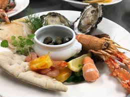 Assiette De La Mer Une Assiette De Fruits De Mer Qui Evolue Au Fil Des Saisons Recette Par Chef Simon