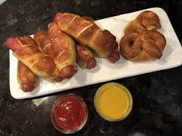 90 Seconds Each In A 1000W Microwave. Used A Paper Towel To Sop Up The  Moisture On The Plate And From The Bottom Of The Pretzel Dog. Tasty, A  Little On The