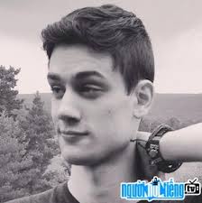 Người nổi tiếng sinh ngày 22-11