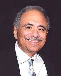 Robin Rakowski's Instagram, Twitter & Facebook