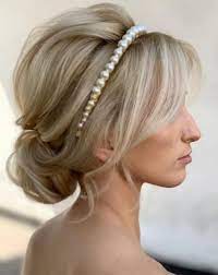 Bridal Hair Accessories And Make Up Tips Just Trendy Girls Headband Hairstyles Pearl Bridal Headband Wedding Hairstyles Bride