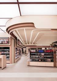 On And The Beauty Design Studio Ulab Retail Interior Design Retail Store Interior Design Retail Store Interior
