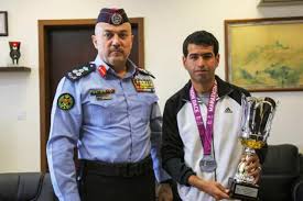 تحقيق بوفاة رجل امني برصاص سلاحه. ÙØ³Ø§Ø¹Ø¯ ÙØ¯ÙØ± Ø§ÙØ§ÙÙ Ø§ÙØ¹Ø§Ù ÙÙØ§Ø¯Ø§Ø±Ø© ÙØ§ÙÙÙØ§Ø±Ø¯ Ø§ÙØ¨Ø´Ø±ÙØ© ÙÙØ±Ù Ø§ÙØ±ÙÙØ¨ Ø§Ø­ÙØ¯ ÙØ­ÙØ³Ù