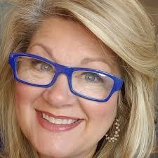 Deena Mcdaniel's Instagram, Twitter & Facebook