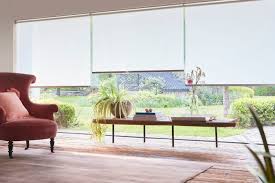 Sur le même principe qu'un rideau, seul le bas de la moustiquaire, au. Quel Habillage Choisir En Fonction De Son Type De Fenetre