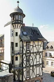 Deutsch diese domain wurde soeben freigeschaltet. Datei Haus Hauser Gasse 20 In Wetzlar Von Osten Jpg Wikipedia