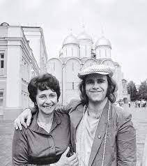 Elton John Russia Moscow Mother Elton John Songwriting Singer