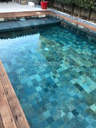 Un Carrelage Pierre De Bali Carrelage Green Bali Vacances Bali Soleil Deco Tendance Piscine Mod Carrelage Piscine Piscine Carrelee Piscine Amenagement Paysager