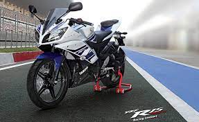 Also read and write reviews of yamaha r15 on mouthshut.com. Yamaha R15 Wallpaper Autonetmagz Review Mobil Dan Motor Baru Indonesia