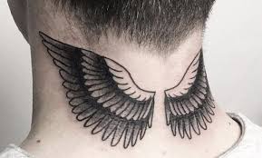 Tatuajes De Alas En El Cuello Recopilacion De Disenos Tatuajes De Alas Alas Tatuaje Disenos De Tatuaje De Alas Si encontramos el lugar adecuado y «jugamos» con el pelo. tatuajes de alas en el cuello