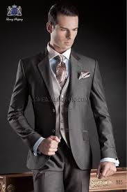 Gala dévoile le 12 septembre la 1ère édition de gala homme : Bespoke Gray Wedding Suit Style 885 Mario Moreno Moyano Prom Suits Prom Suit Jackets Wedding Suit Styles