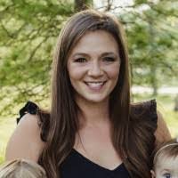 Courtney Patrick's Instagram, Twitter & Facebook