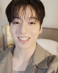 📊 Most Streamed Song by a K-Pop Act in Spotify history: #1 Dynamite —  1,728,242,463 #2 Butter — 1, 167,623,563 #3 My Universe — 1,110,006,339 #4  Boy With Luv — 1,085,222,378 #5 Money — 1,006,871,785 #6 HYLT — 858,342,142  #7 #LeftandRight — 781,654,853 ...