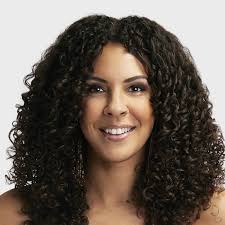 Tynesha White (@plum_xo) Age: 32 Hometown: Montreal, Quebec Occupation:  Model #BBCAN10