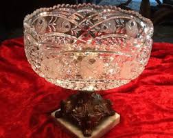 Folge deiner leidenschaft bei ebay! Antique Glass Bowl Pedestal With Marble Base Saw Tooth Rim Brass Stem Marble Base Decorative Glass Candy Dish Frosted R Glass Bowl Decor Glass Decor Glass Bowl