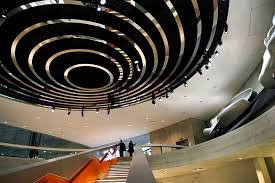 Hall Du Musee Mercedes De Stuttgart Stuttgart Mercedes Hall