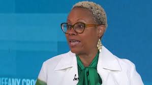 Herschel Walker Flashes Police Badge in Georgia Debate with Sen. Warnock