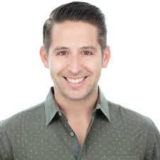 Shawn Hafer's Instagram, Twitter & Facebook