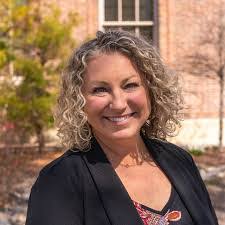 Deborah Downing's Instagram, Twitter & Facebook