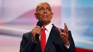 Tom barrack and donald trump have been friends and confidants for more than three decades — the two men are so close, for instance, that barrack comforted trump during the funeral of his father, fred. Hwh2rbeoel070m