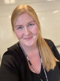 I politiet stiller vi op. For borgerne, for samfundet, for pressen og for  hinanden. Det er en virksomhedskultur, jeg mærker stort set hver hver dag,  jeg går på arbejde. Politiet har +15.000