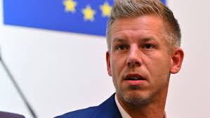 Az adóemelés mellett kampányolnak Magyar Péter fővárosi politikusai