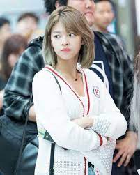 I Saw That You Were Perfect I Loved You Then I Saw Your Imperfections I Loved You Even More Kpop Girls Girl Hairstyles Favorite Hairstyles