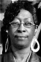 Denise Ragland's Instagram, Twitter & Facebook